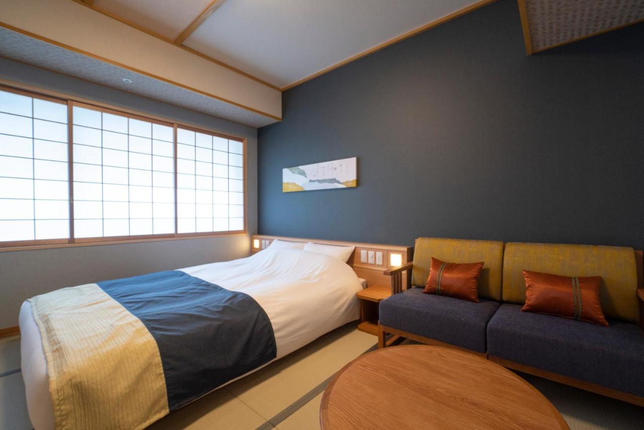 מלון Kyoto Umekoji Kadensho מראה חיצוני תמונה A room at the hotel
