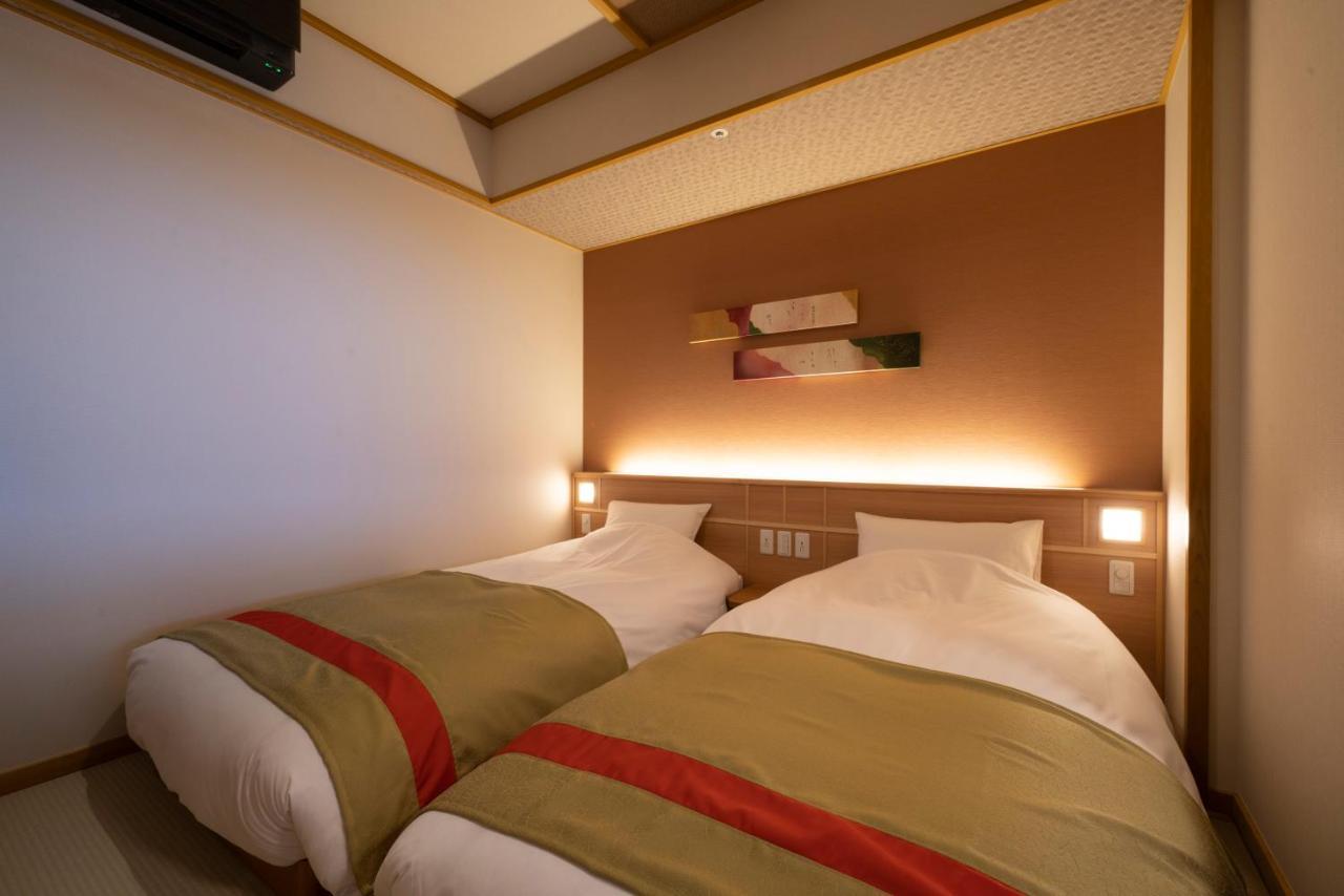 מלון Kyoto Umekoji Kadensho מראה חיצוני תמונה A room at the hotel