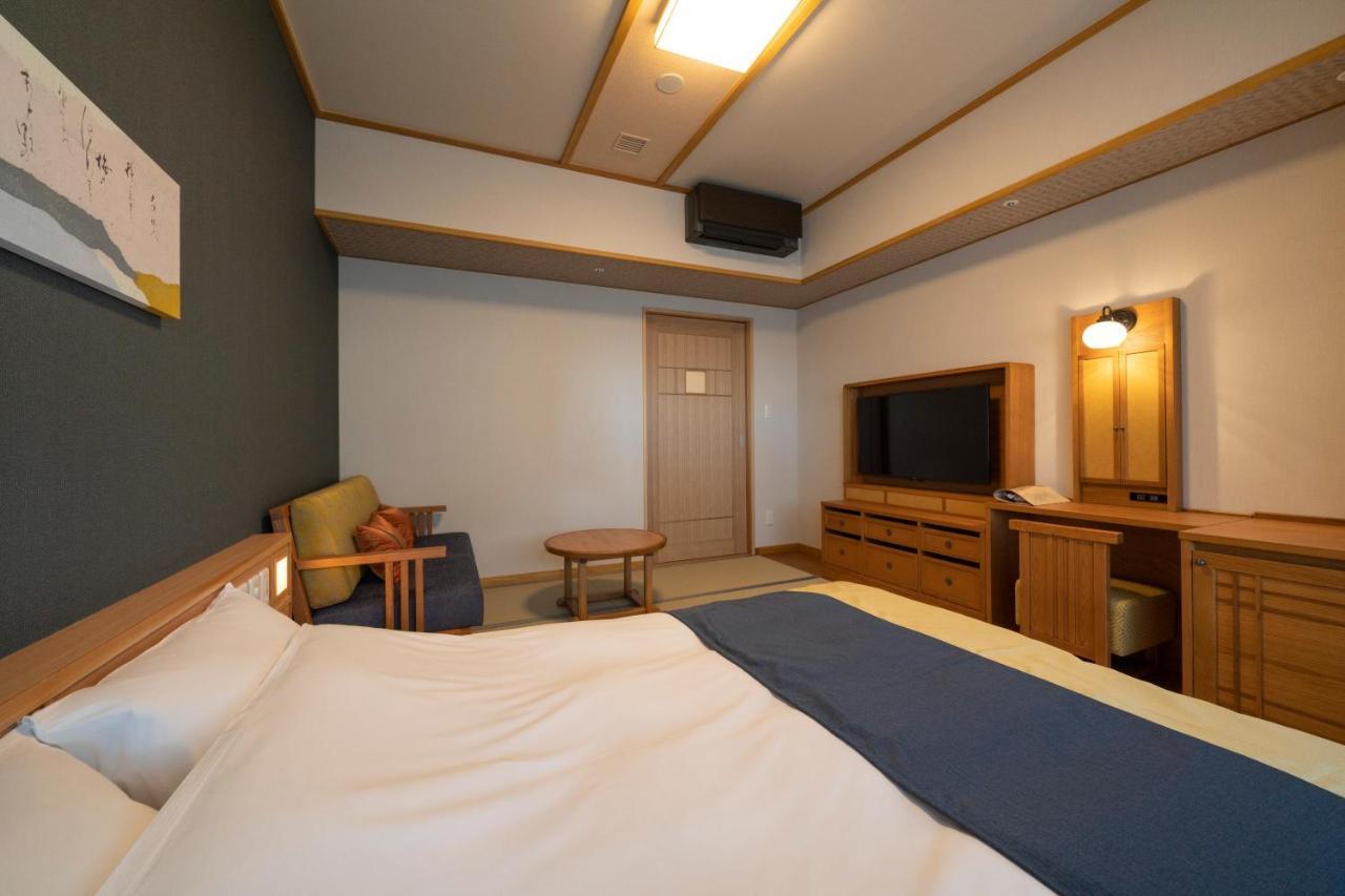 מלון Kyoto Umekoji Kadensho מראה חיצוני תמונה A room at the hotel